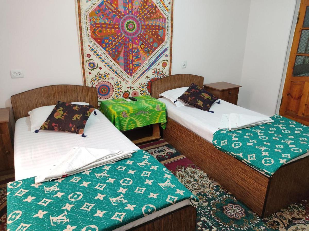 Hotel Nazira & Azizbek Bukhara Esterno foto